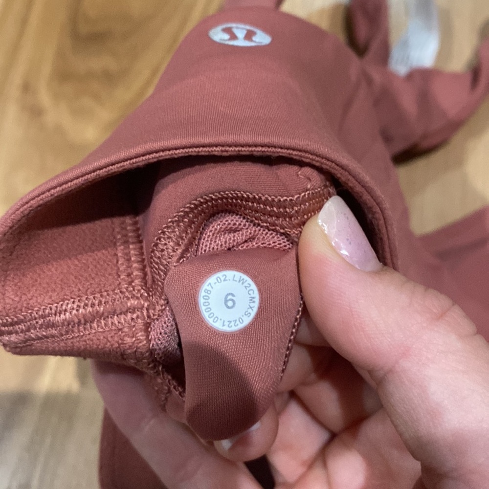 Lululemon In Alignment Bra *Light Support B/C cup - Picture 3 of 3